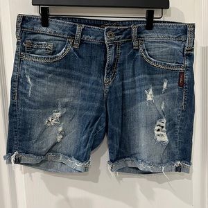 Denim shorts from the Buckle